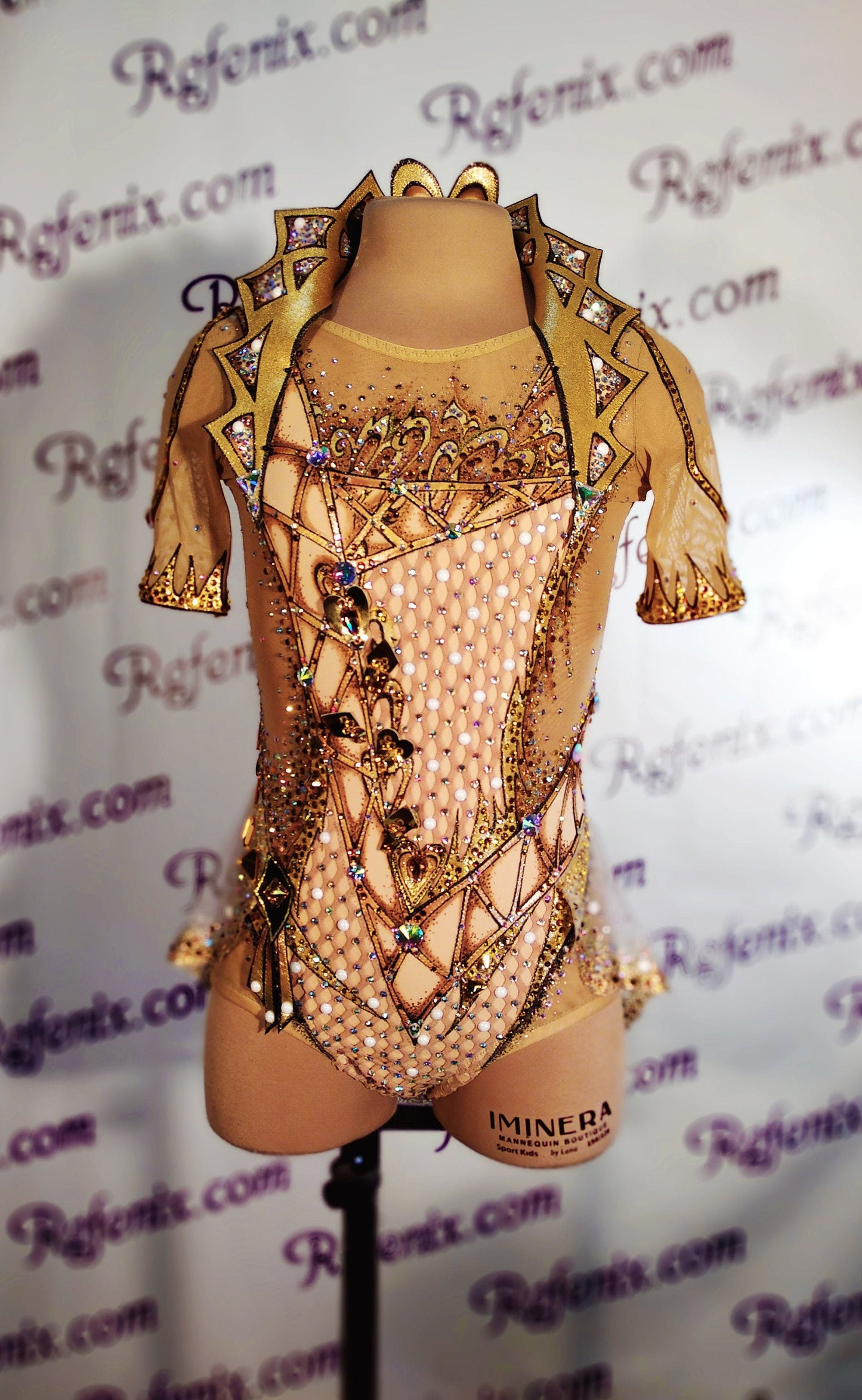 Modelo "Aurum"